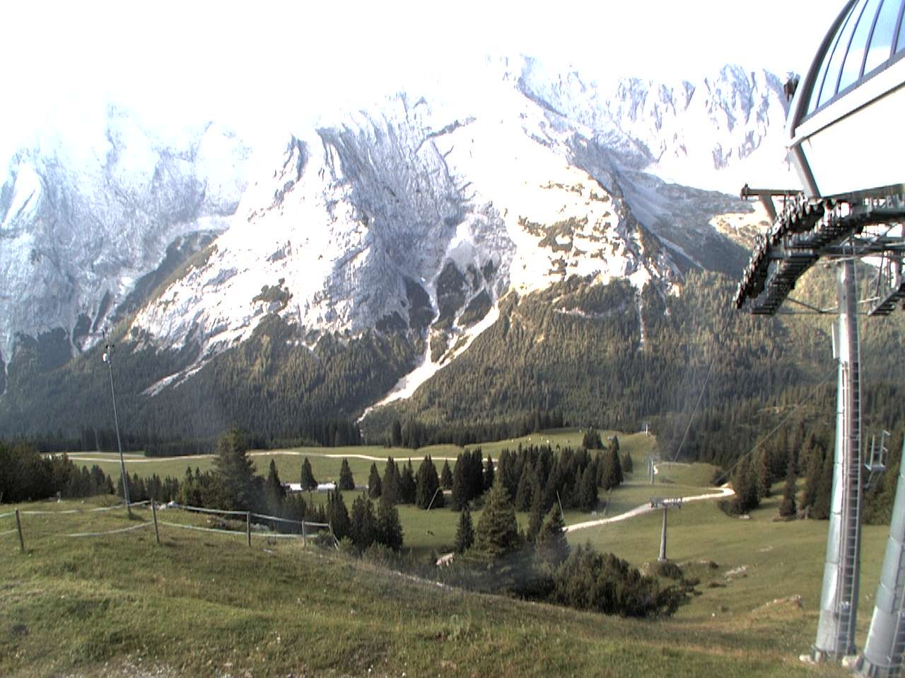Archiv Foto Webcam Bergstation Sesselbahn Gaistal, Ehrwalder Alm