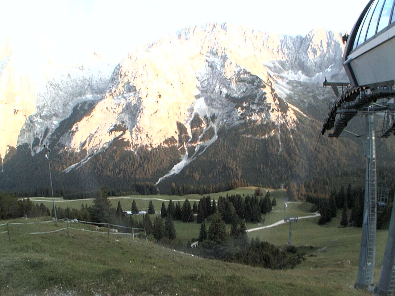 Archiv Foto Webcam Bergstation Sesselbahn Gaistal, Ehrwalder Alm