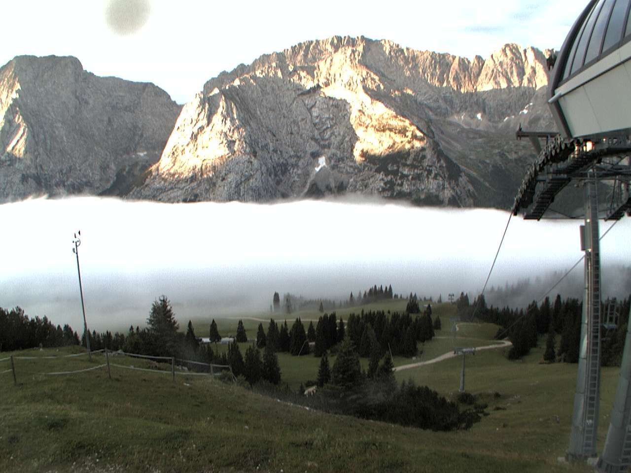 Archiv Foto Webcam Bergstation Sesselbahn Gaistal, Ehrwalder Alm