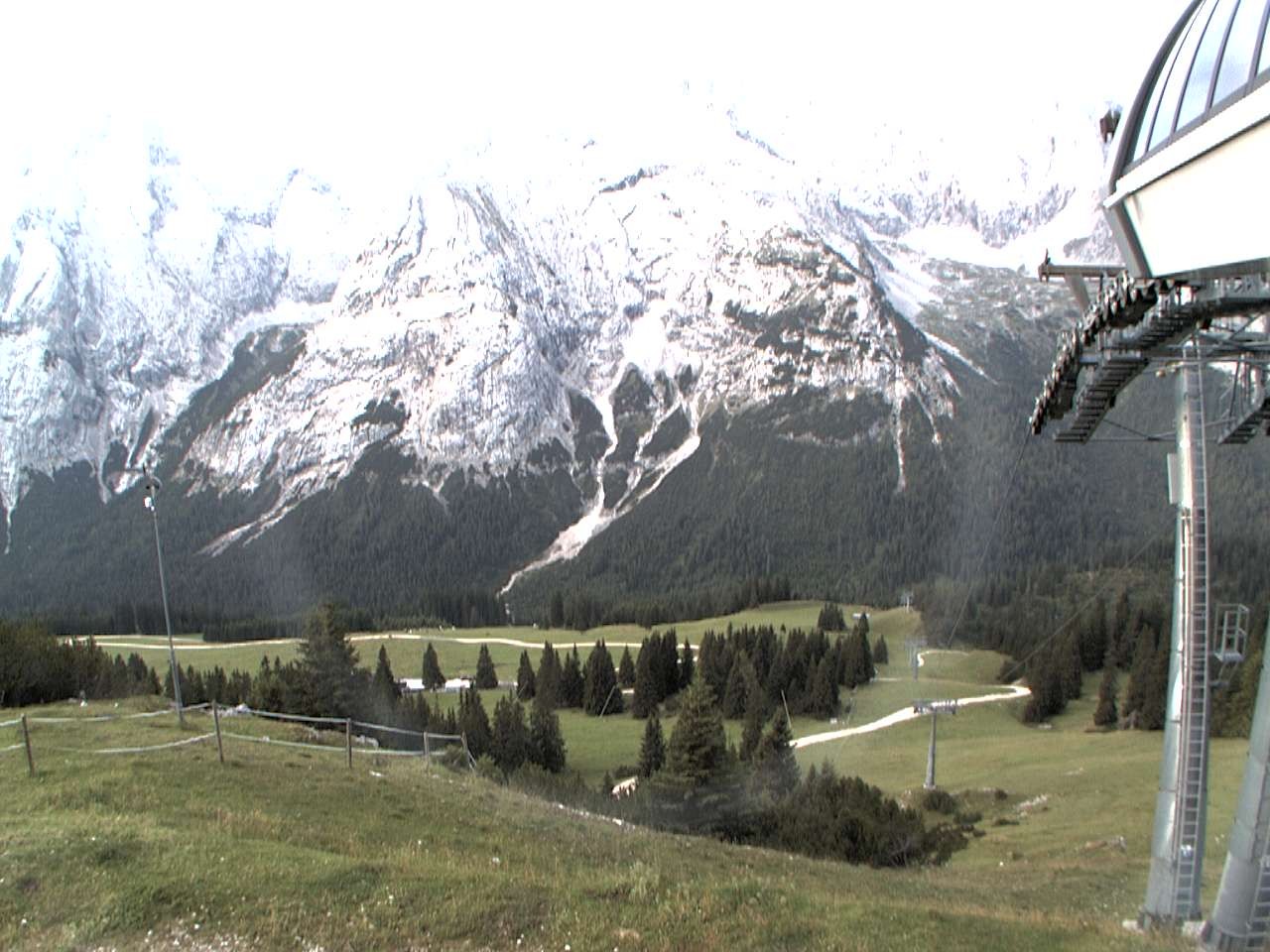 Archiv Foto Webcam Bergstation Sesselbahn Gaistal, Ehrwalder Alm