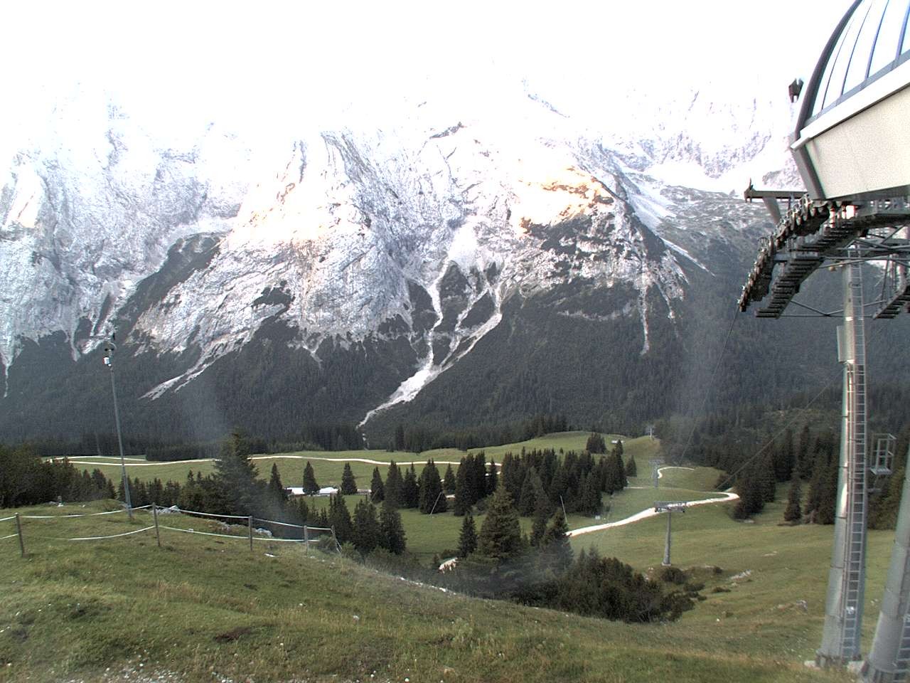 Archiv Foto Webcam Bergstation Sesselbahn Gaistal, Ehrwalder Alm
