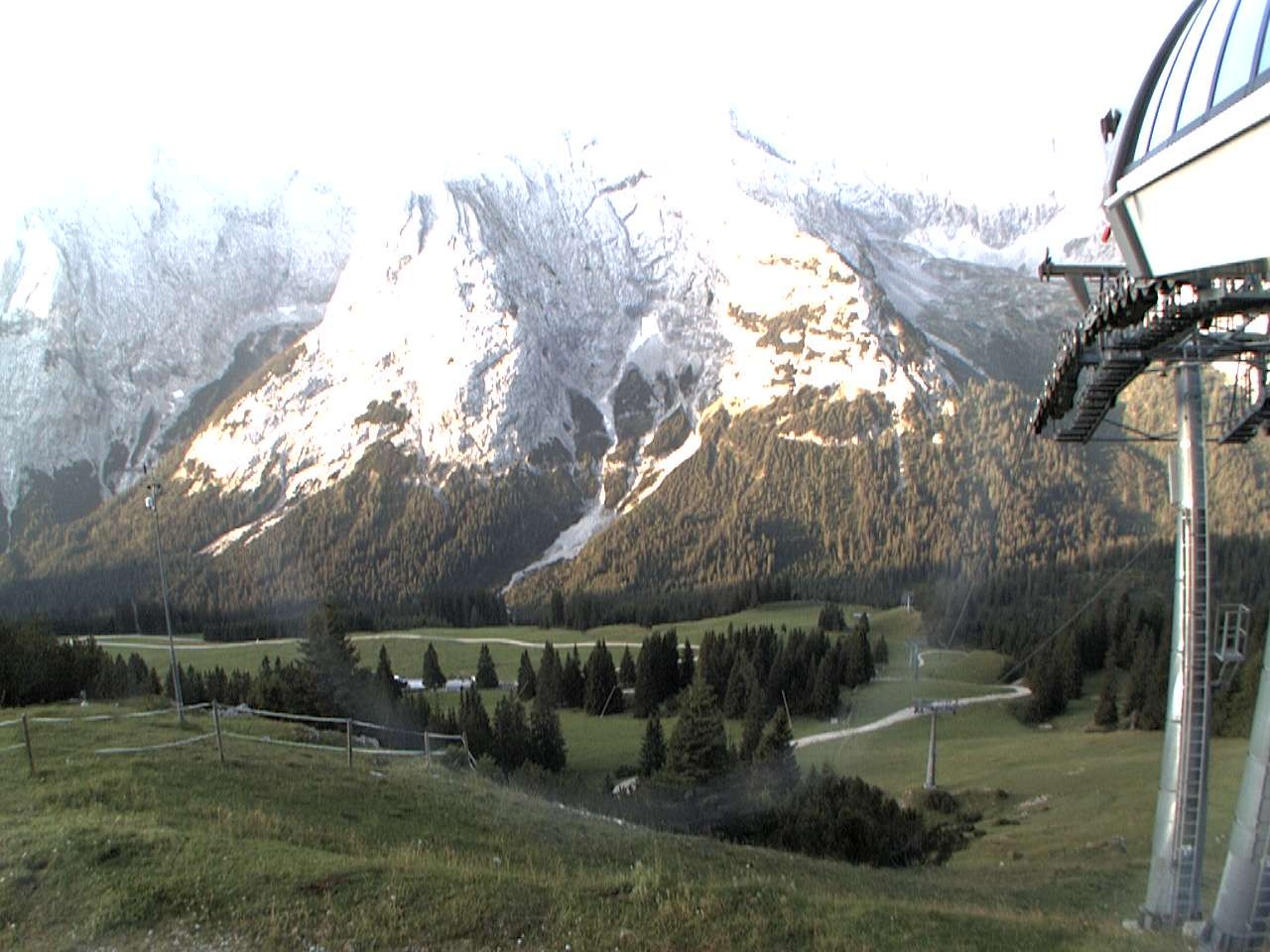 Archiv Foto Webcam Bergstation Sesselbahn Gaistal, Ehrwalder Alm