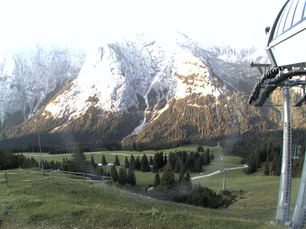 Archiv Foto Webcam Bergstation Sesselbahn Gaistal, Ehrwalder Alm