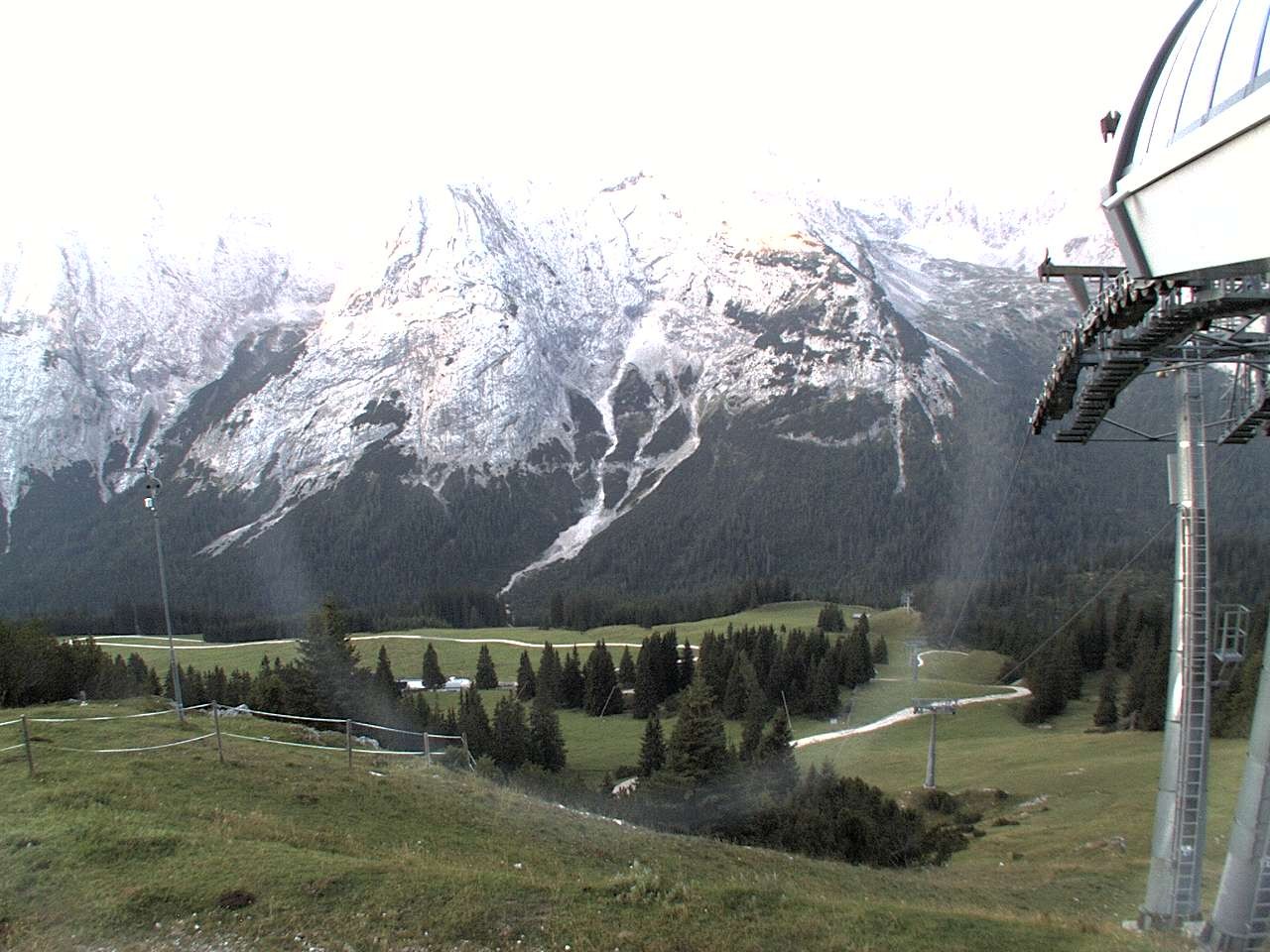 Archiv Foto Webcam Bergstation Sesselbahn Gaistal, Ehrwalder Alm