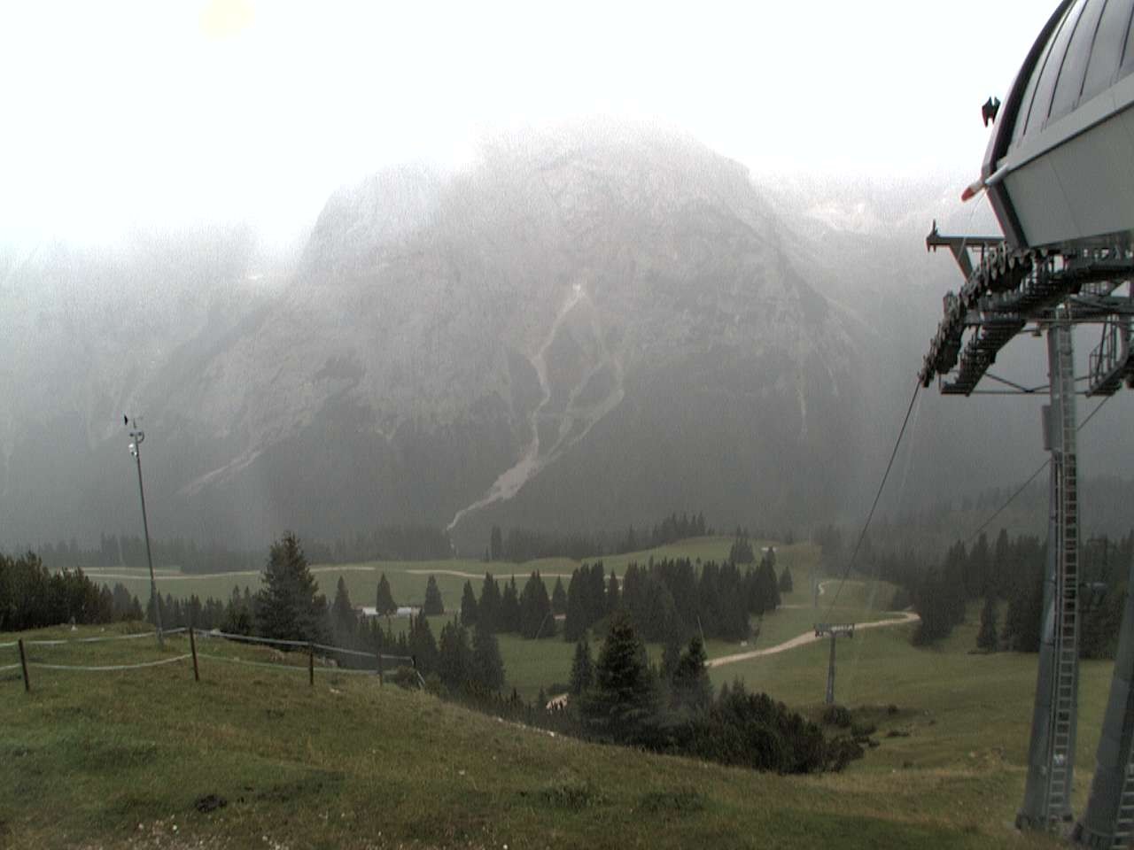 Archiv Foto Webcam Bergstation Sesselbahn Gaistal, Ehrwalder Alm