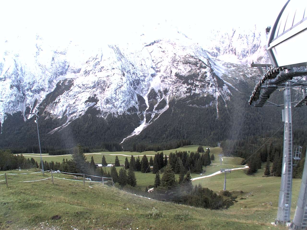 Archiv Foto Webcam Bergstation Sesselbahn Gaistal, Ehrwalder Alm
