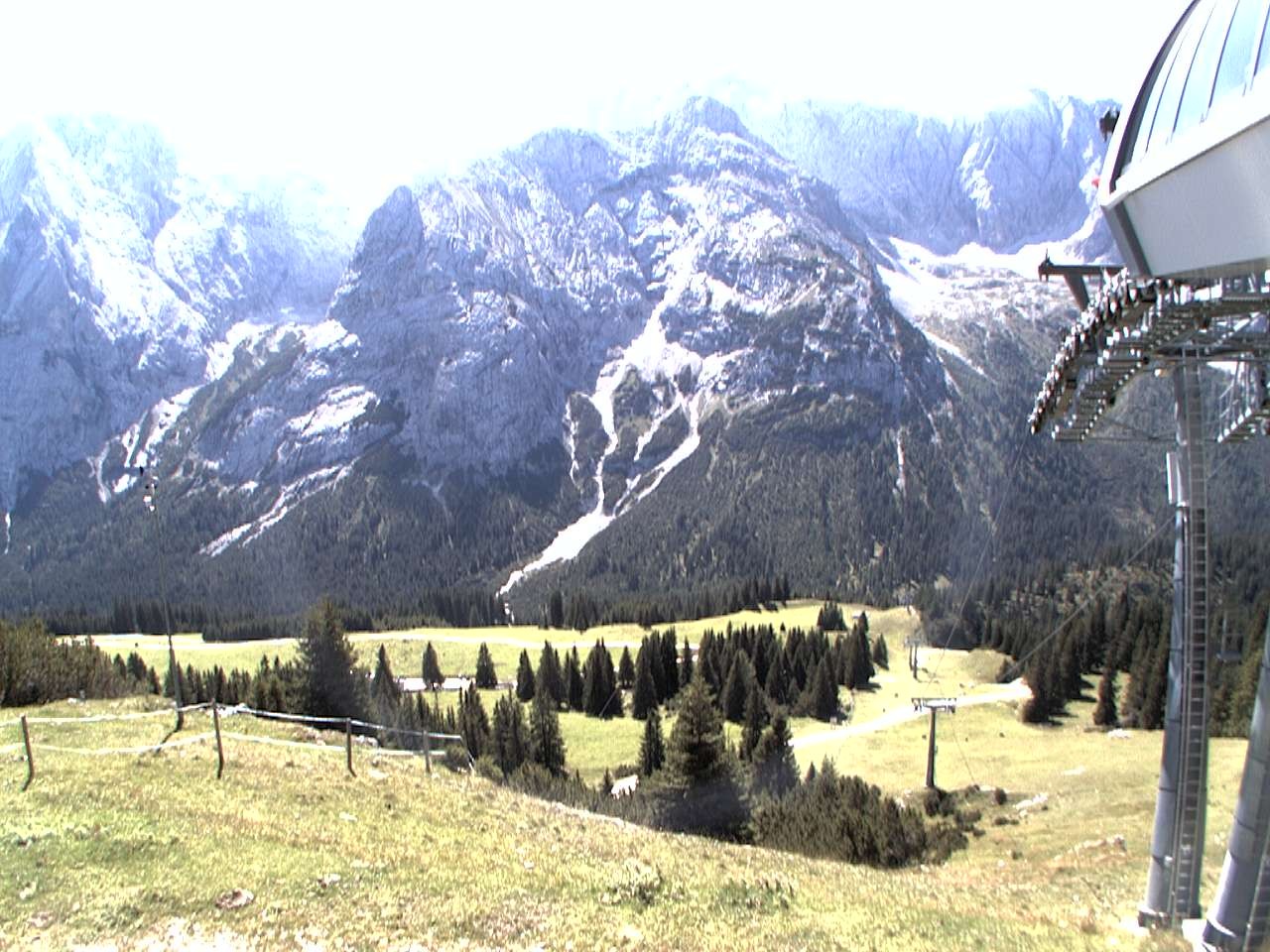 Archived image Webcam mountain station chairlift "Gaistal", "Ehrwalder Alm"