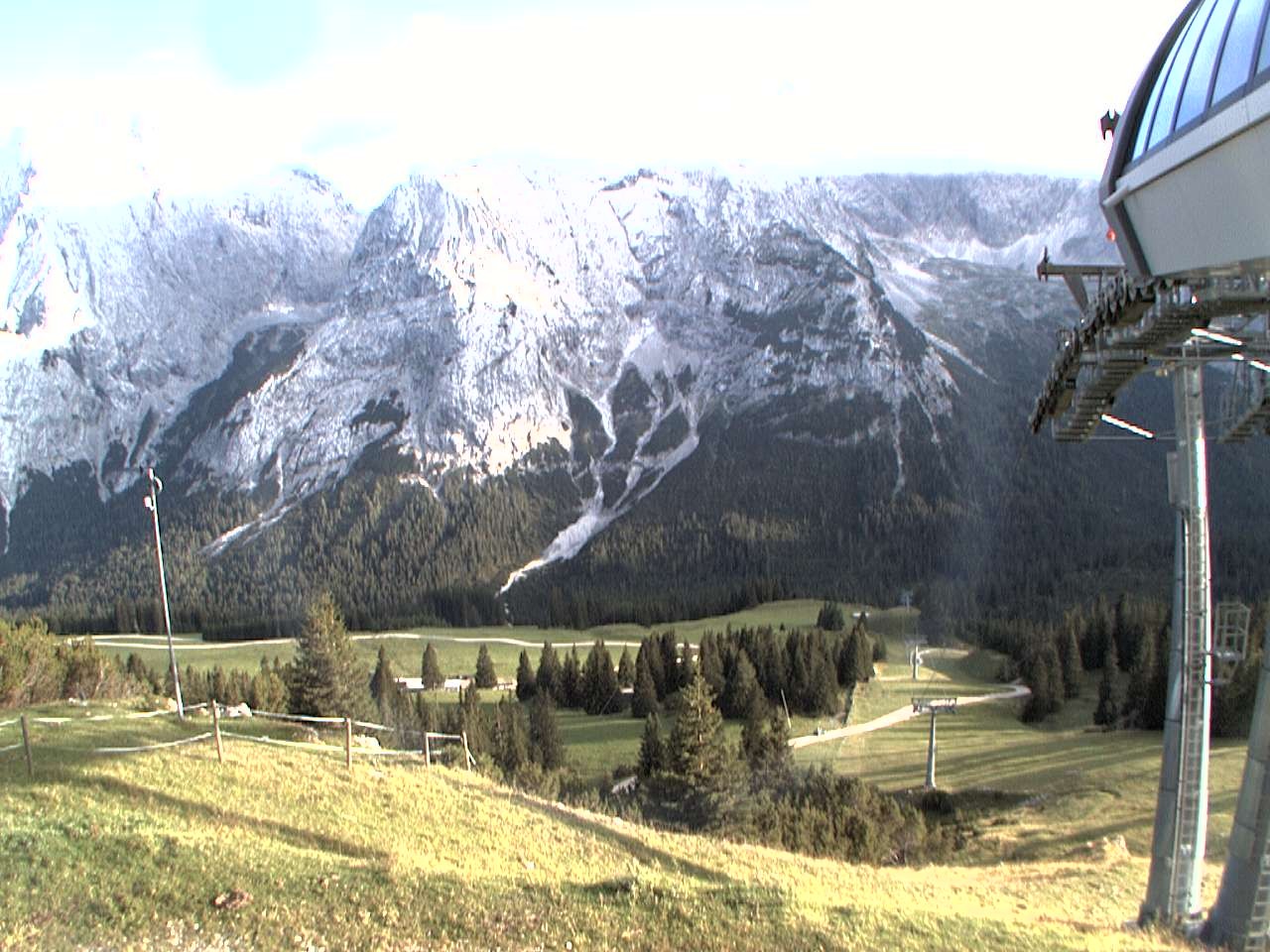 Archived image Webcam mountain station chairlift "Gaistal", "Ehrwalder Alm"