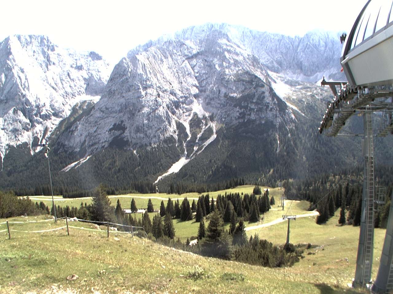 Archived image Webcam mountain station chairlift "Gaistal", "Ehrwalder Alm"