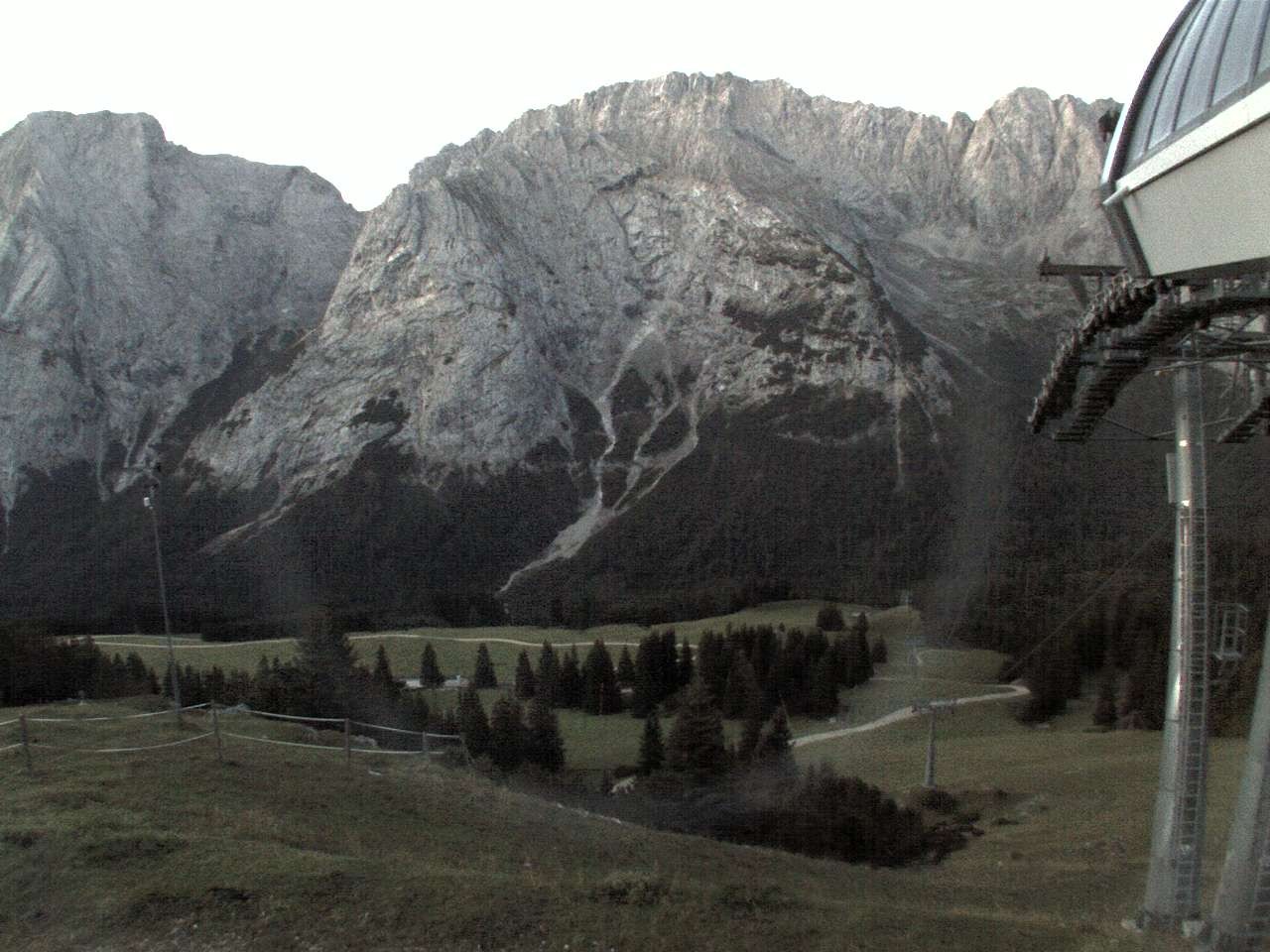 Archiv Foto Webcam Bergstation Sesselbahn Gaistal, Ehrwalder Alm