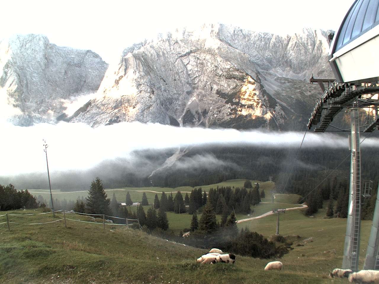 Archiv Foto Webcam Bergstation Sesselbahn Gaistal, Ehrwalder Alm