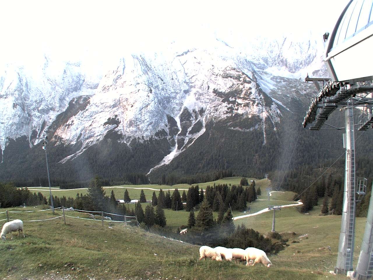 Archiv Foto Webcam Bergstation Sesselbahn Gaistal, Ehrwalder Alm