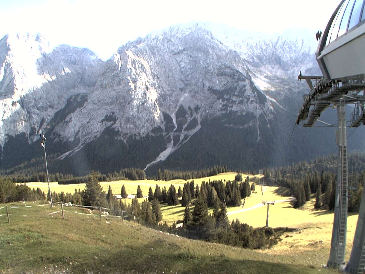 Archived image Webcam mountain station chairlift "Gaistal", "Ehrwalder Alm"