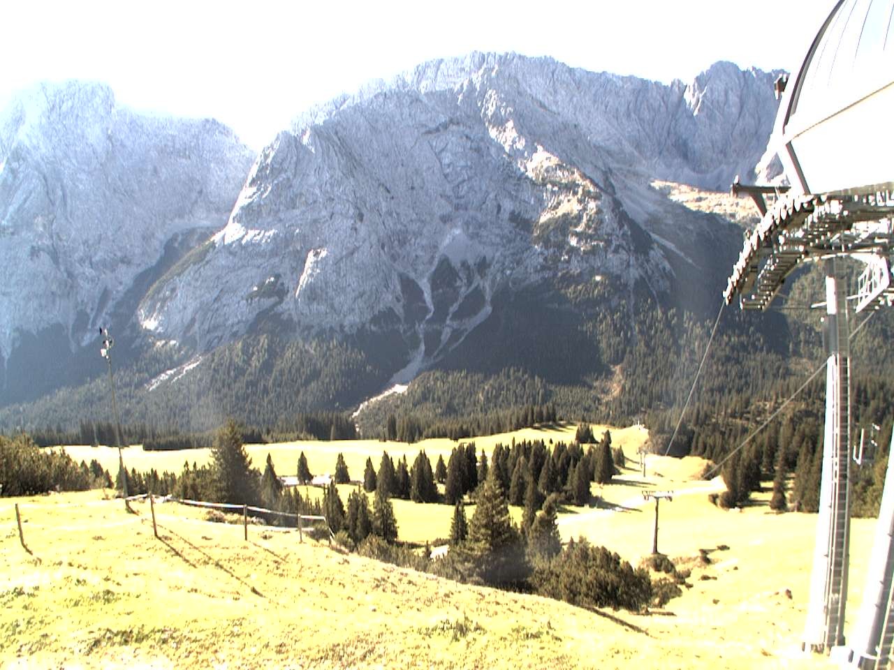 Archived image Webcam mountain station chairlift "Gaistal", "Ehrwalder Alm"