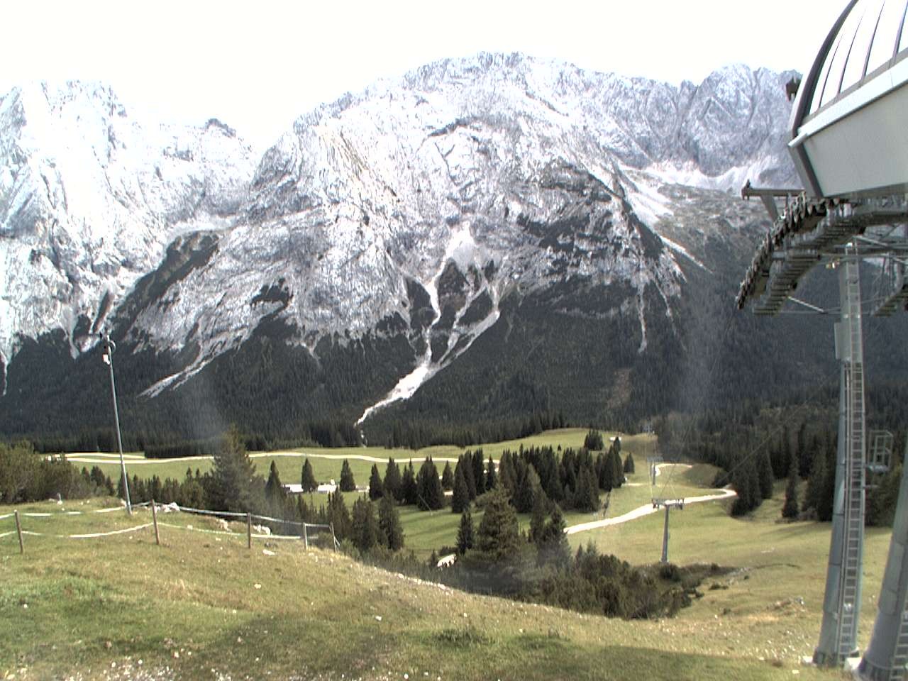 Archived image Webcam mountain station chairlift "Gaistal", "Ehrwalder Alm"