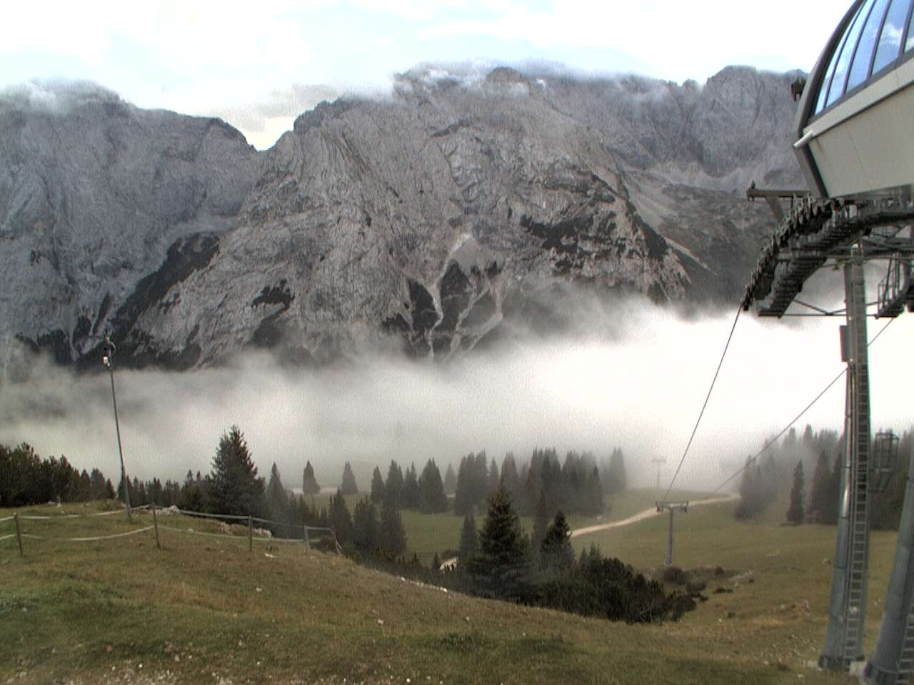 Archiv Foto Webcam Bergstation Sesselbahn Gaistal, Ehrwalder Alm
