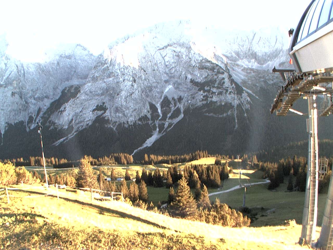 Archiv Foto Webcam Bergstation Sesselbahn Gaistal, Ehrwalder Alm