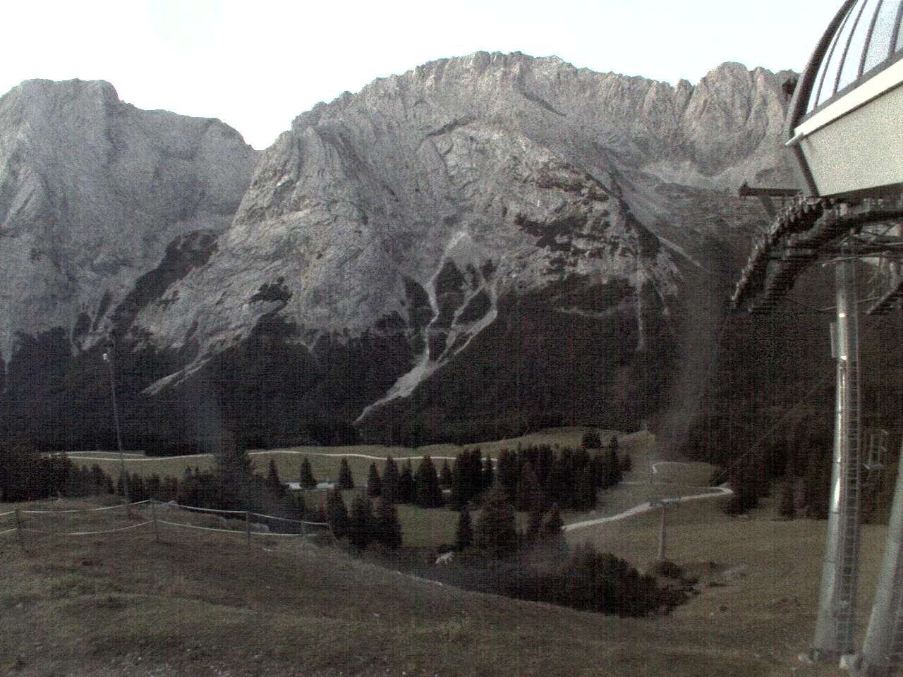 Archiv Foto Webcam Bergstation Sesselbahn Gaistal, Ehrwalder Alm