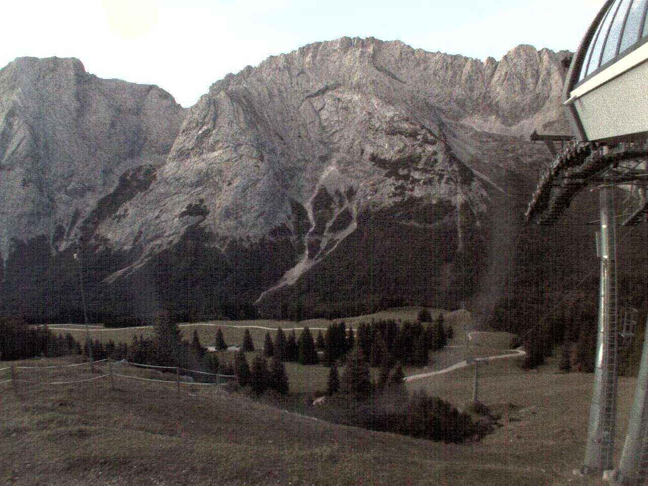 Archiv Foto Webcam Bergstation Sesselbahn Gaistal, Ehrwalder Alm
