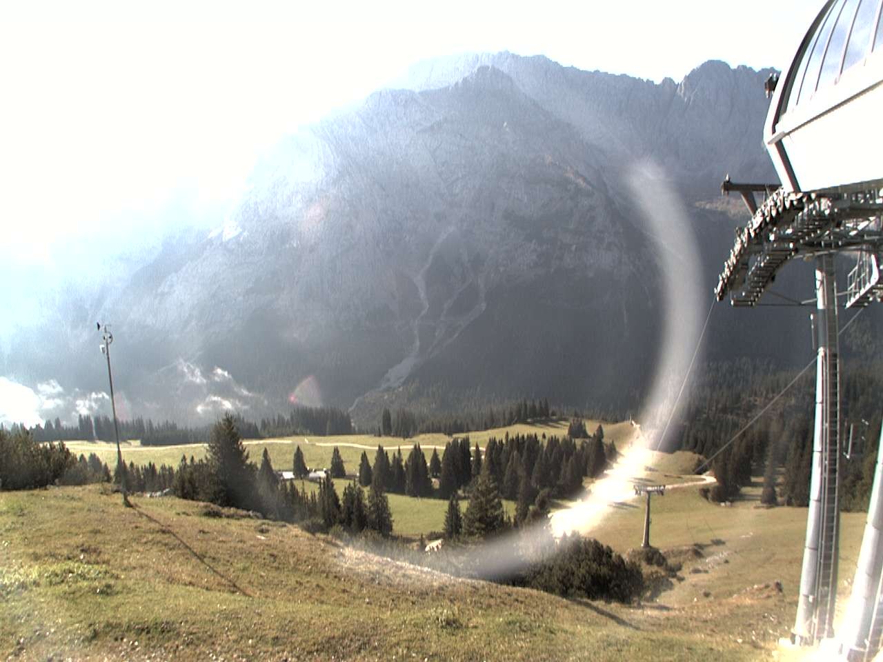 Archived image Webcam mountain station chairlift "Gaistal", "Ehrwalder Alm"