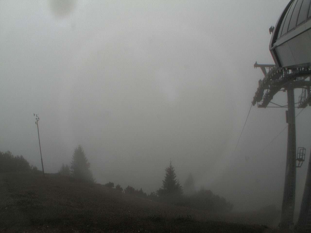 Archived image Webcam mountain station chairlift "Gaistal", "Ehrwalder Alm"