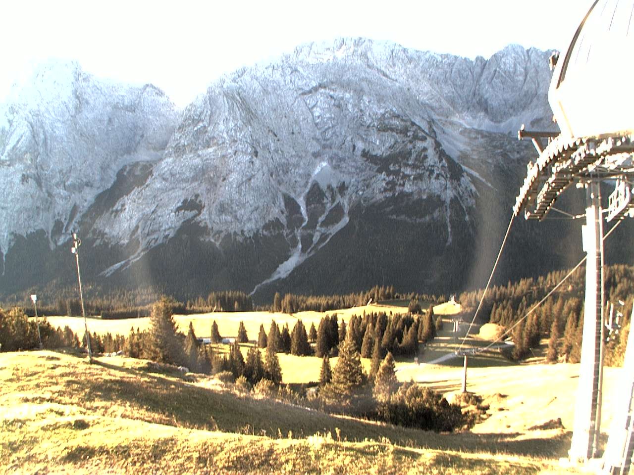 Archiv Foto Webcam Bergstation Sesselbahn Gaistal, Ehrwalder Alm