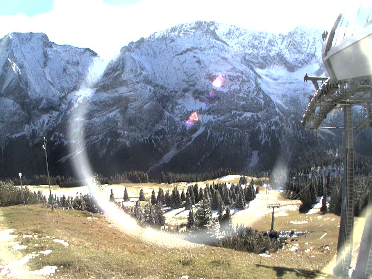 Archived image Webcam mountain station chairlift "Gaistal", "Ehrwalder Alm"