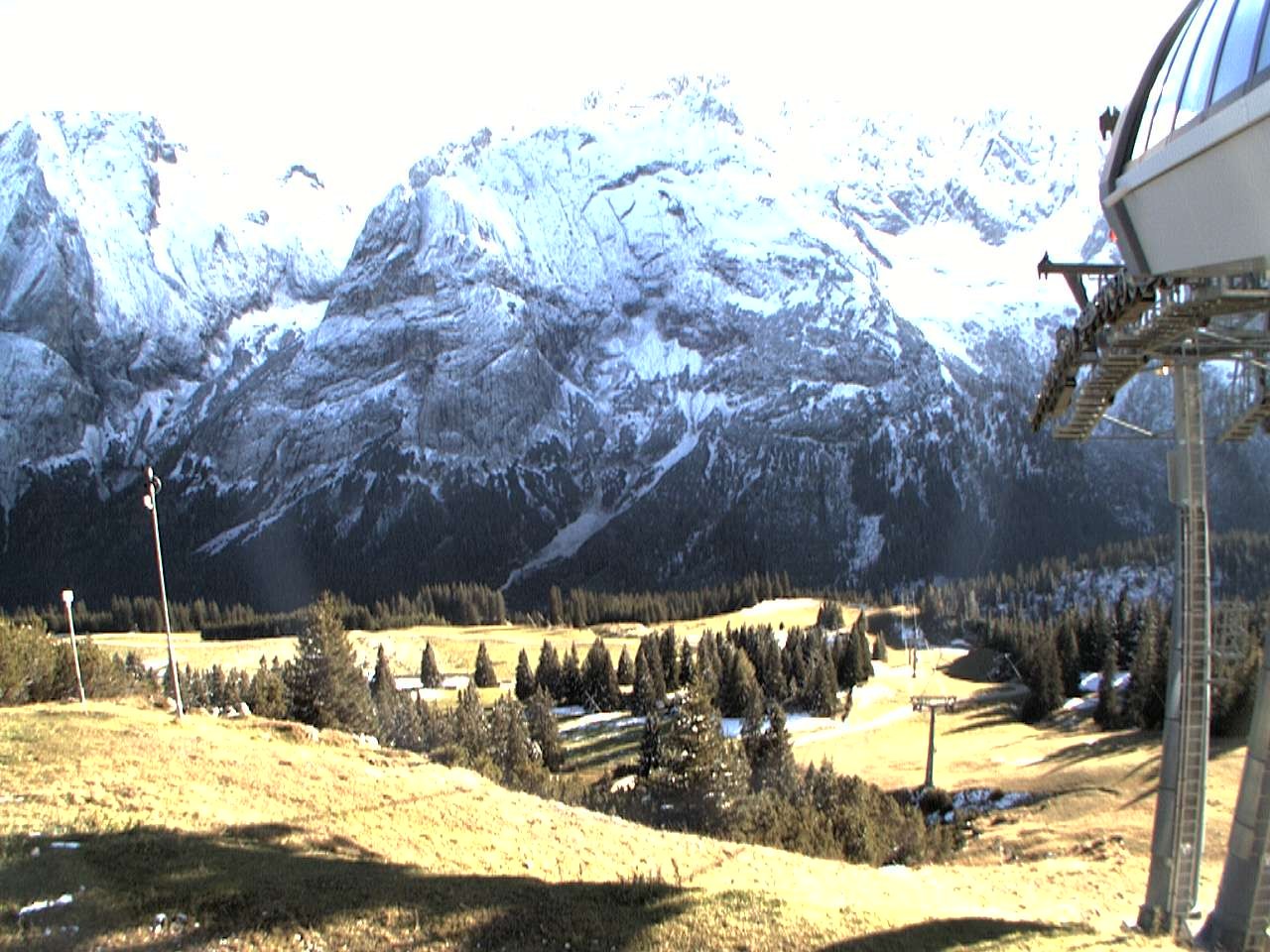 Archived image Webcam mountain station chairlift "Gaistal", "Ehrwalder Alm"
