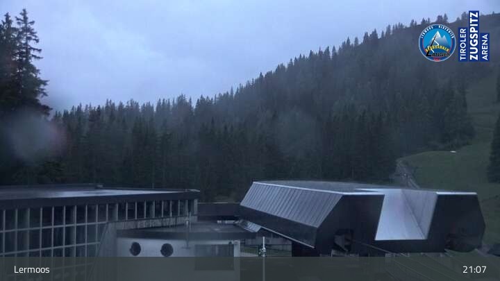Archived image Webcam Ski resort Lermoos Grubigstein