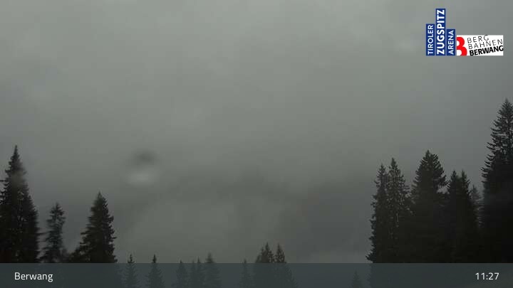 Archived image Webcam Sonnalmbahn Top Station