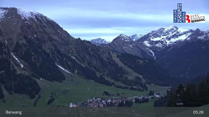 Archived image Webcam Sonnalmbahn Top Station