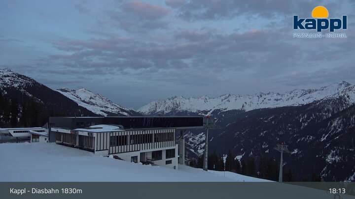 Archived image Webcam DIAS-Bahn Top Station, Kappl