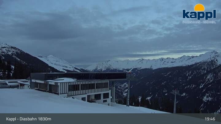 Archived image Webcam DIAS-Bahn Top Station, Kappl