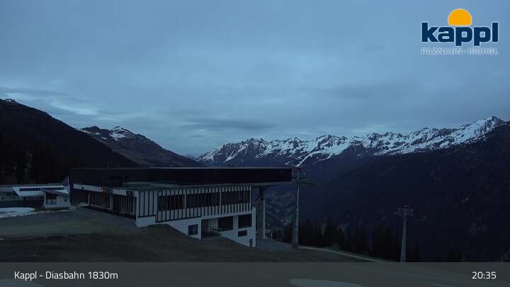Archived image Webcam DIAS-Bahn Top Station, Kappl