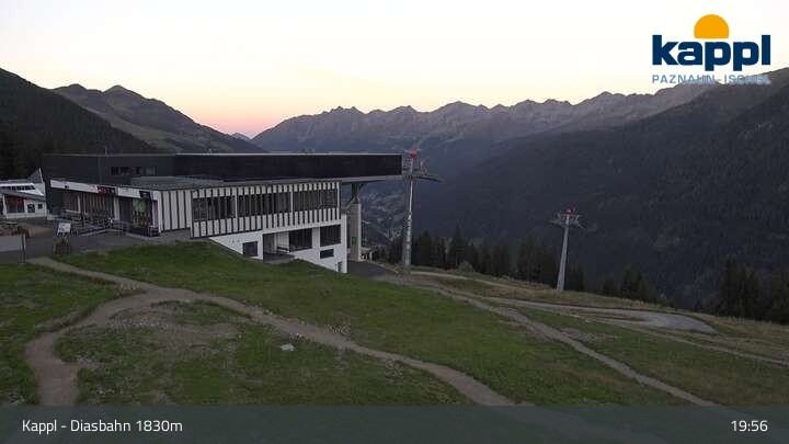 Archived image Webcam DIAS-Bahn Top Station, Kappl