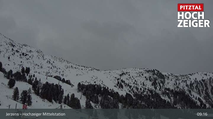 Archiv Foto Webcam Jerzens - Hochzeiger Mittelstation