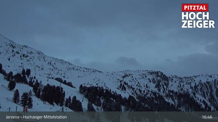 Archiv Foto Webcam Jerzens - Hochzeiger Mittelstation