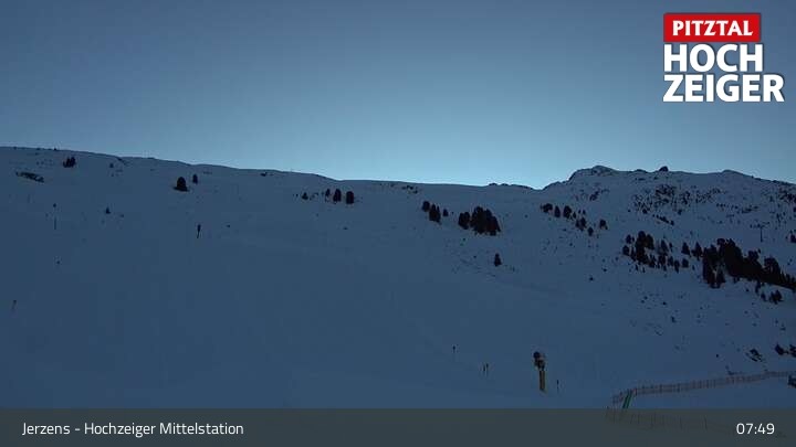 Archiv Foto Webcam Jerzens - Hochzeiger Mittelstation