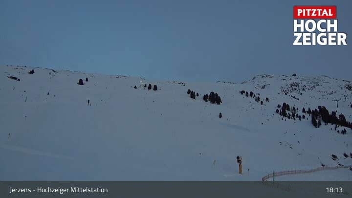 Archiv Foto Webcam Jerzens - Hochzeiger Mittelstation
