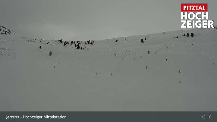 Archiv Foto Webcam Jerzens - Hochzeiger Mittelstation