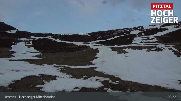 Archiv Foto Webcam Jerzens - Hochzeiger Mittelstation