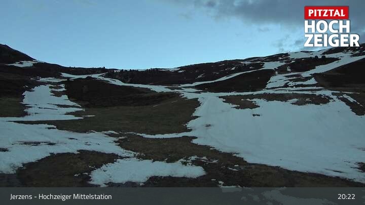 Archiv Foto Webcam Jerzens - Hochzeiger Mittelstation
