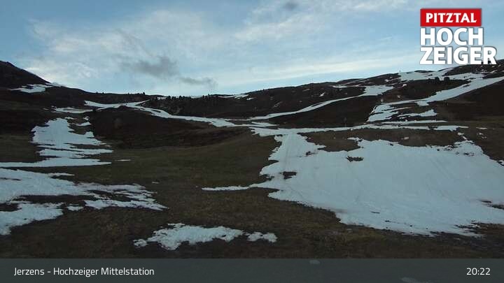 Archiv Foto Webcam Jerzens - Hochzeiger Mittelstation