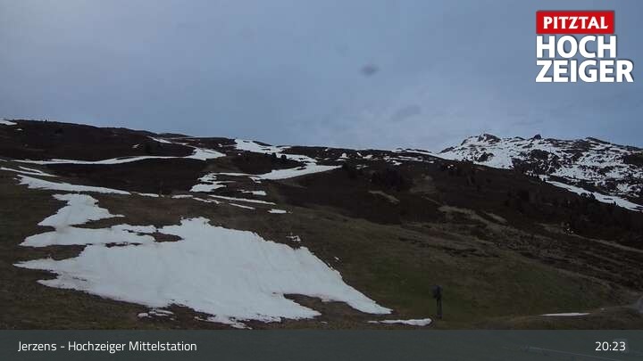 Archiv Foto Webcam Jerzens - Hochzeiger Mittelstation