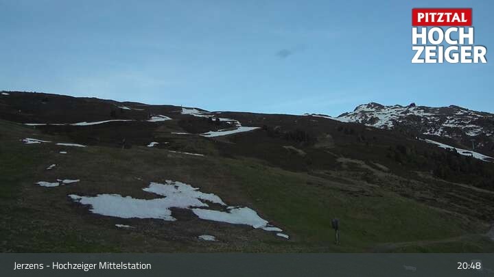 Archived image Webcam Jerzens - Hochzeiger Mittelstation