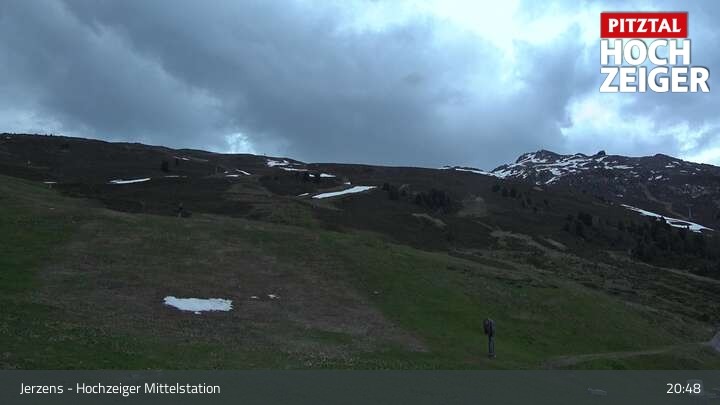 Archiv Foto Webcam Jerzens - Hochzeiger Mittelstation