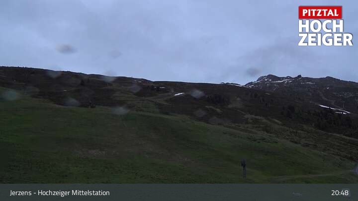 Archiv Foto Webcam Jerzens - Hochzeiger Mittelstation