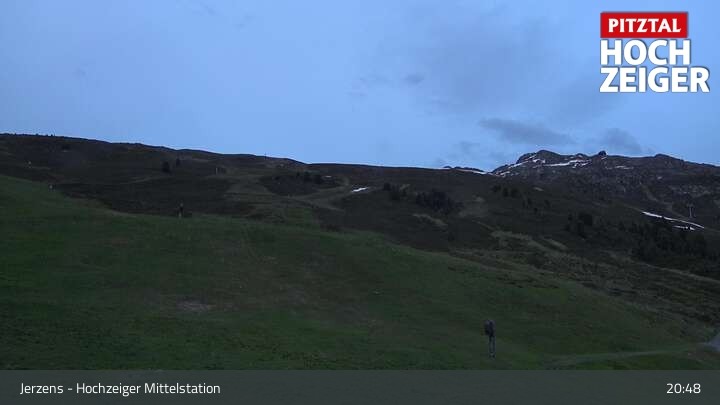 Archived image Webcam Jerzens - Hochzeiger Mittelstation