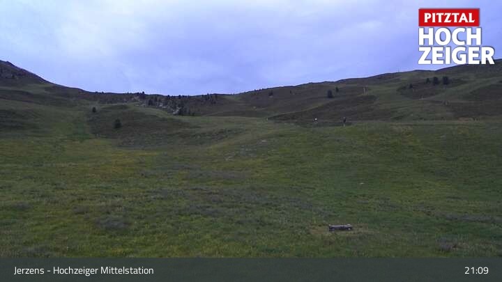 Archiv Foto Webcam Jerzens - Hochzeiger Mittelstation