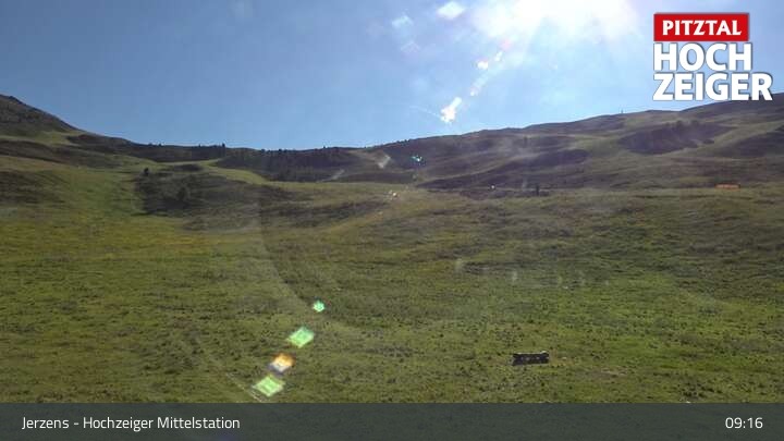 Archiv Foto Webcam Jerzens - Hochzeiger Mittelstation